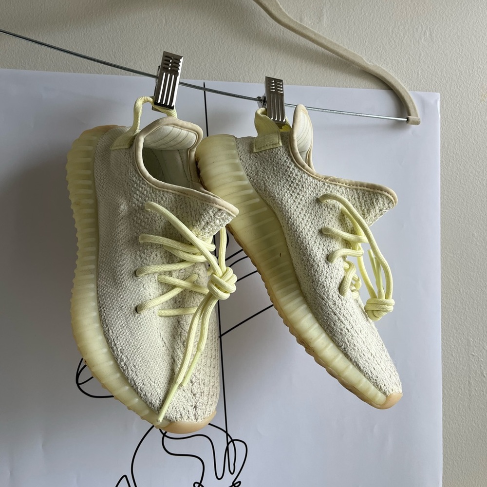 Yeezy 350 v2 Butter